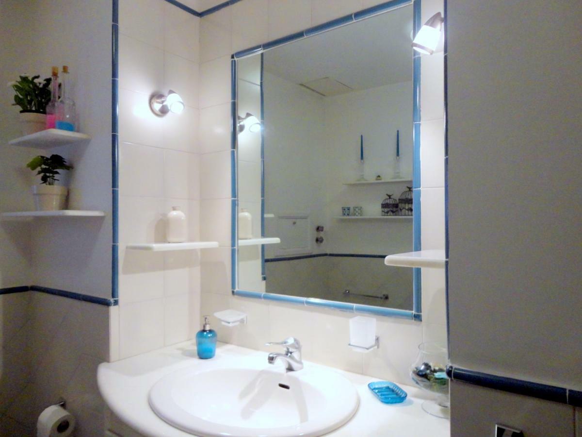 Umberto I Holiday House Наполи Екстериор снимка